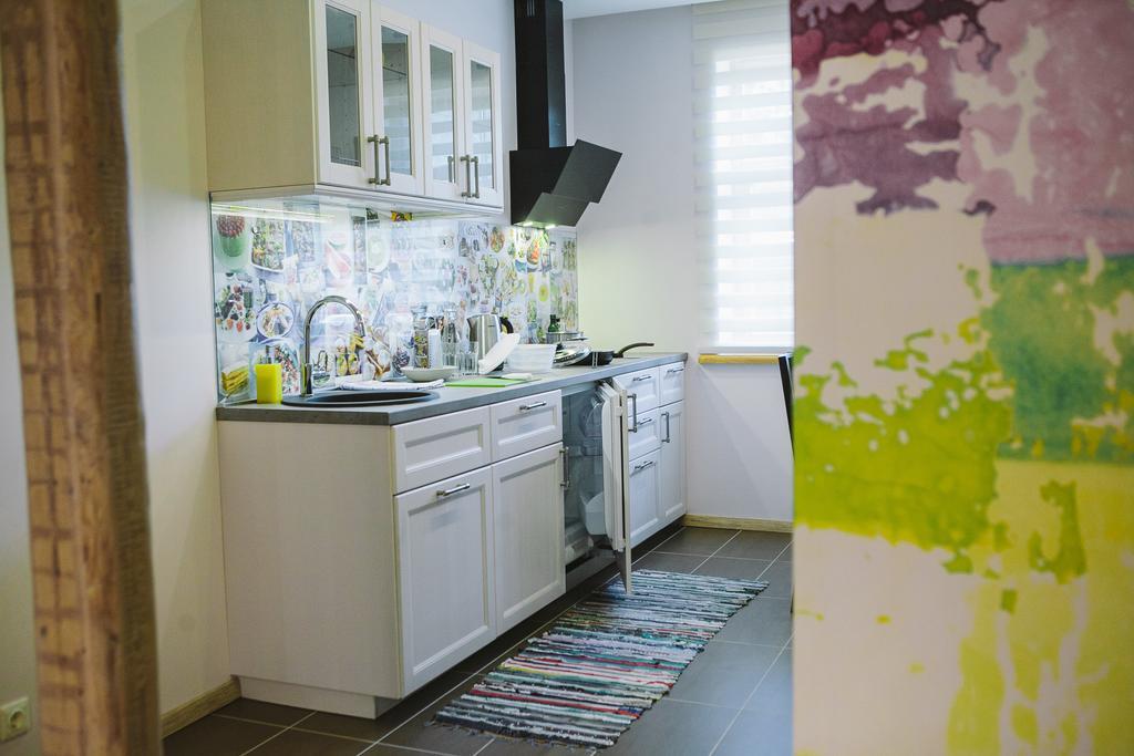Studio Apartment In Private House Riga Camera foto